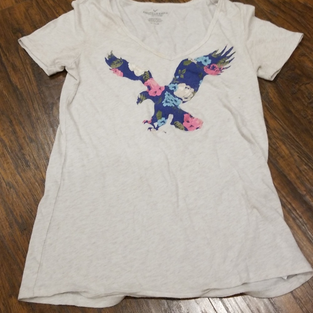 Gently used short sleeve shirt